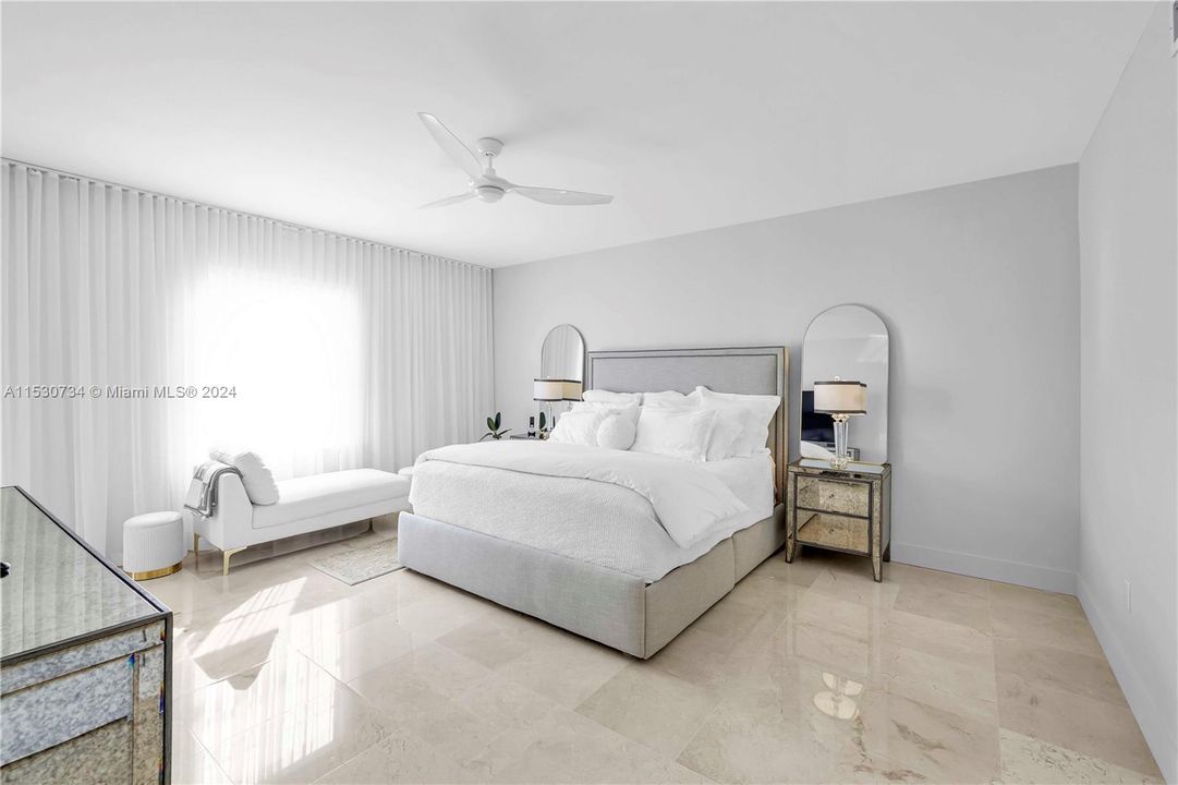 Recently Sold: $2,000,000 (3 beds, 3 baths, 2600 Square Feet)