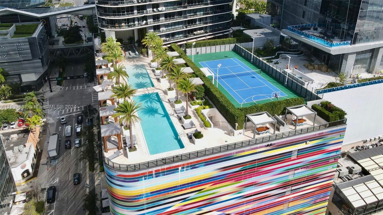 Recently Sold: $1,189,000 (3 beds, 3 baths, 1334 Square Feet)