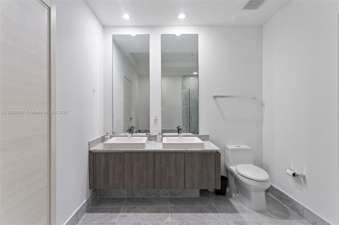 Recently Sold: $1,189,000 (3 beds, 3 baths, 1334 Square Feet)