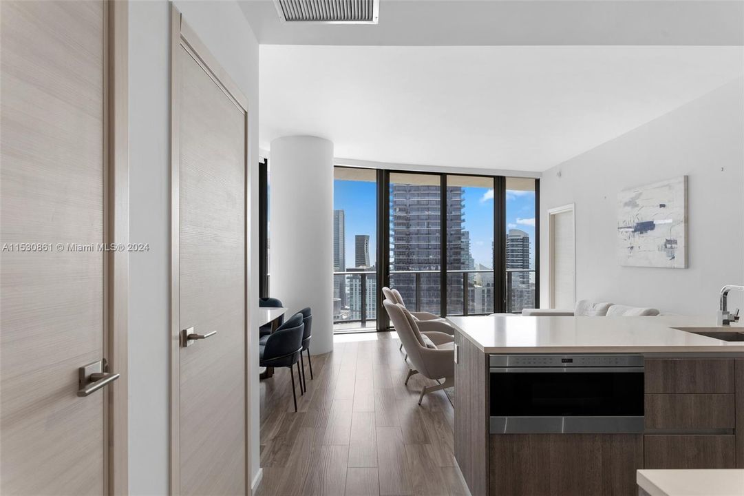 Recently Sold: $1,189,000 (3 beds, 3 baths, 1334 Square Feet)