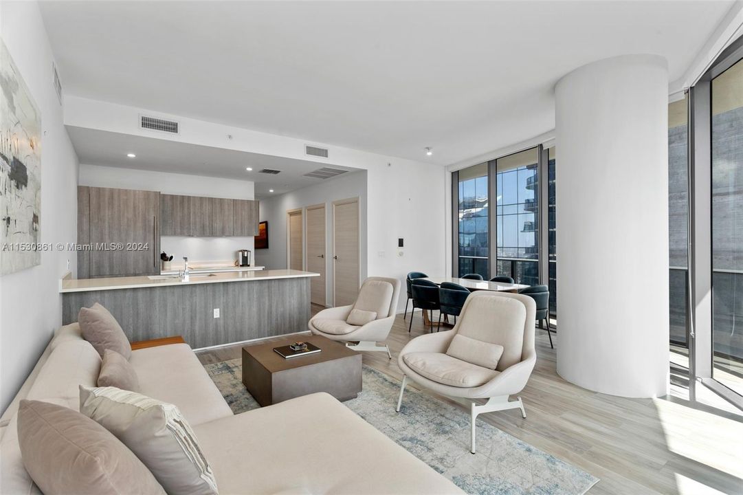 Recently Sold: $1,189,000 (3 beds, 3 baths, 1334 Square Feet)