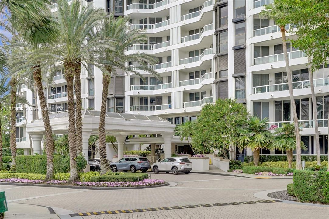 Active With Contract: $234,900 (1 beds, 1 baths, 620 Square Feet)