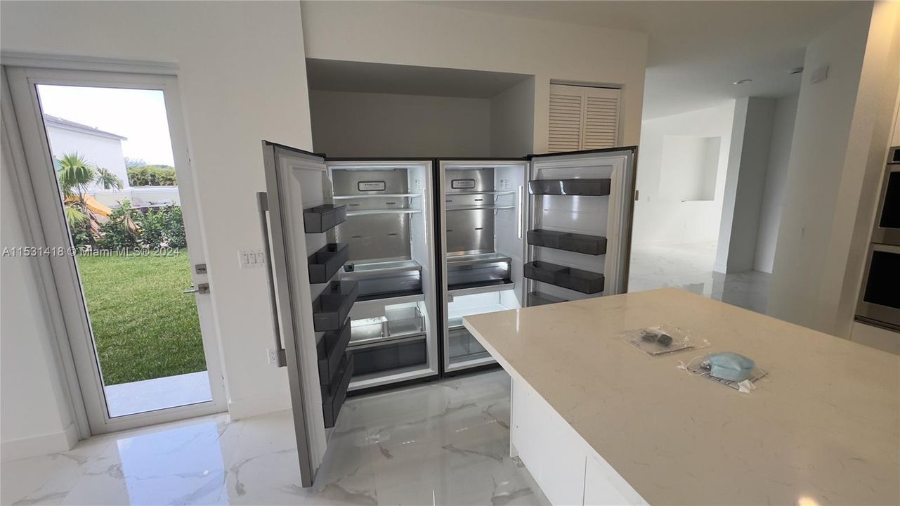 For Sale: $2,150,000 (5 beds, 4 baths, 0 Square Feet)