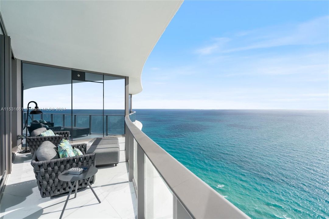 Active With Contract: $3,275,000 (2 beds, 2 baths, 1605 Square Feet)