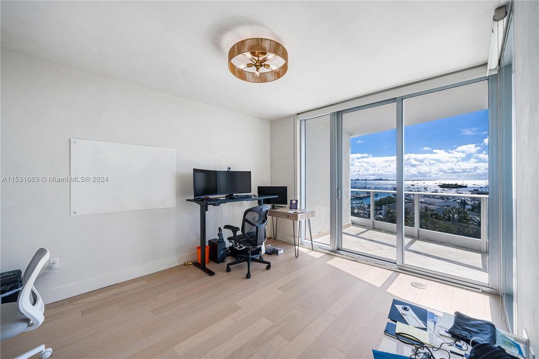 Recently Rented: $12,000 (2 beds, 2 baths, 1756 Square Feet)