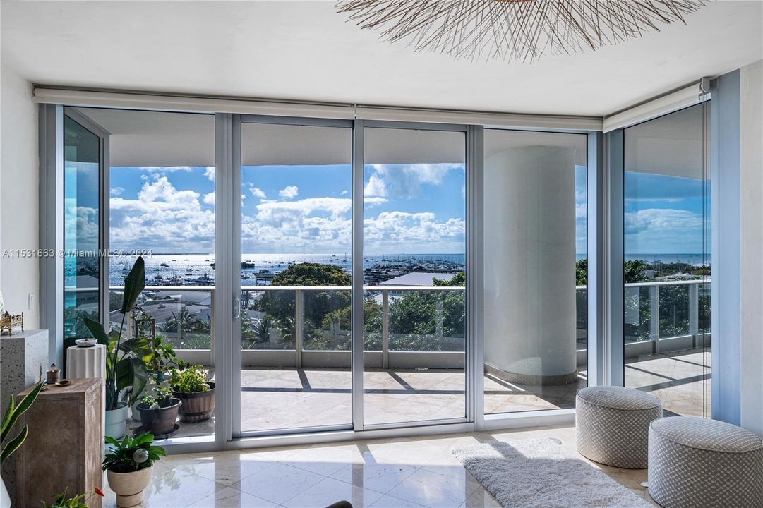 Recently Rented: $12,000 (2 beds, 2 baths, 1756 Square Feet)