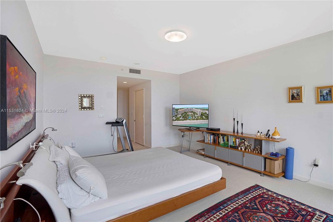 Недавно продано: $2,899,999 (3 спален, 4 ванн, 2500 Квадратных фут)