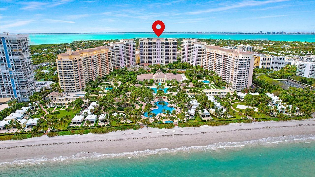 Недавно продано: $2,899,999 (3 спален, 4 ванн, 2500 Квадратных фут)