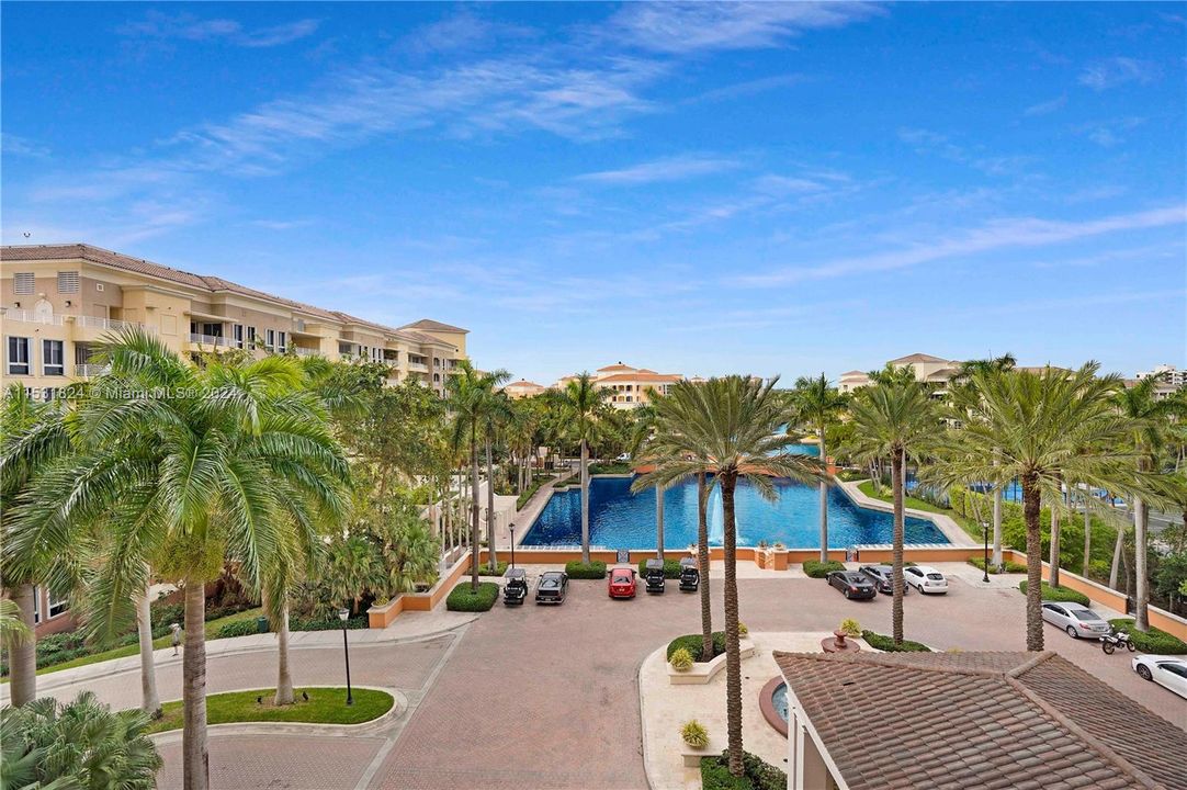 Недавно продано: $2,899,999 (3 спален, 4 ванн, 2500 Квадратных фут)