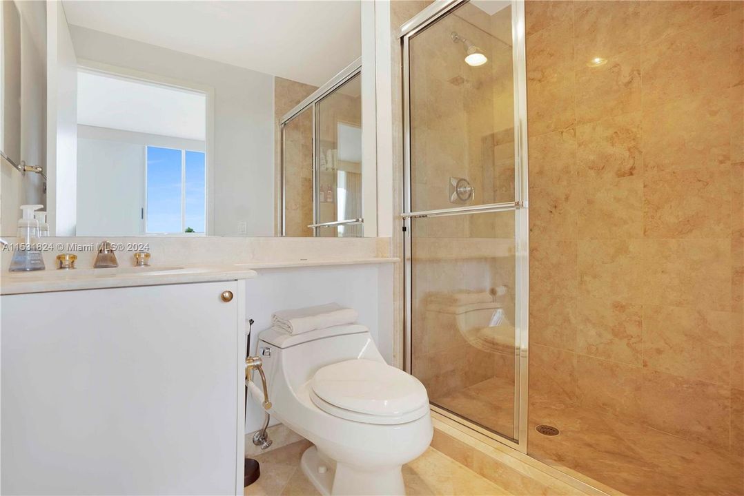 Недавно продано: $2,899,999 (3 спален, 4 ванн, 2500 Квадратных фут)