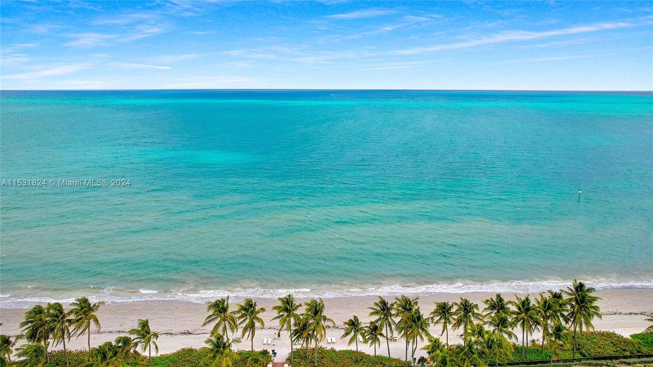 Недавно продано: $2,899,999 (3 спален, 4 ванн, 2500 Квадратных фут)