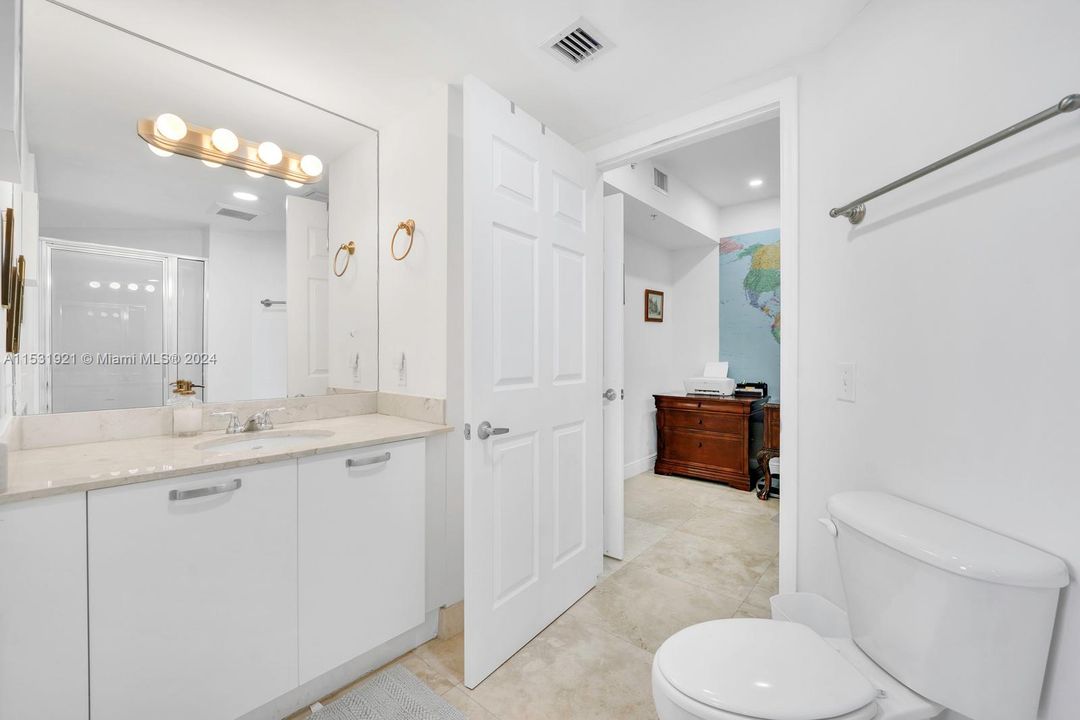 For Sale: $799,000 (3 beds, 2 baths, 1586 Square Feet)
