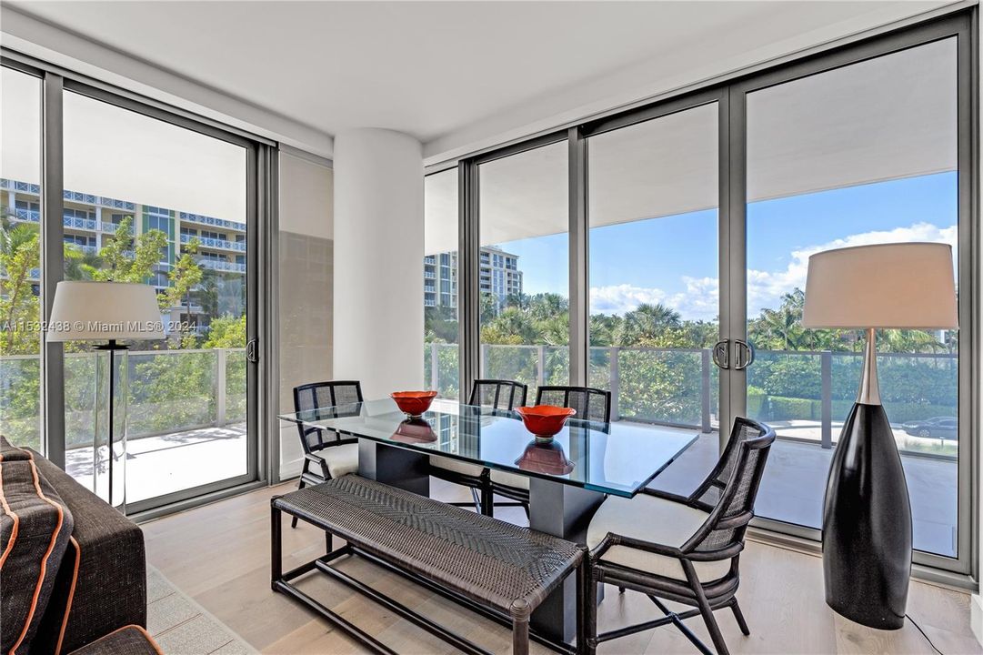 Active With Contract: $8,750,000 (4 beds, 5 baths, 3798 Square Feet)