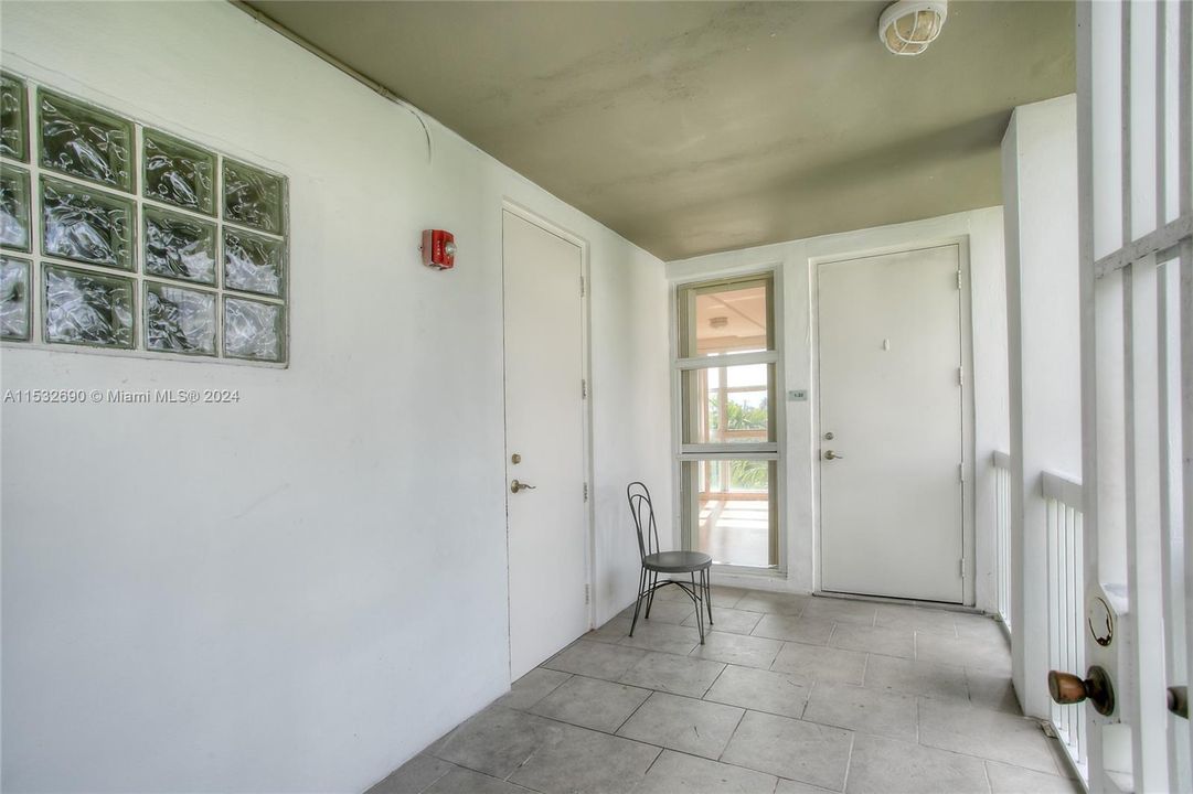 Recently Rented: $2,800 (2 beds, 2 baths, 1500 Square Feet)