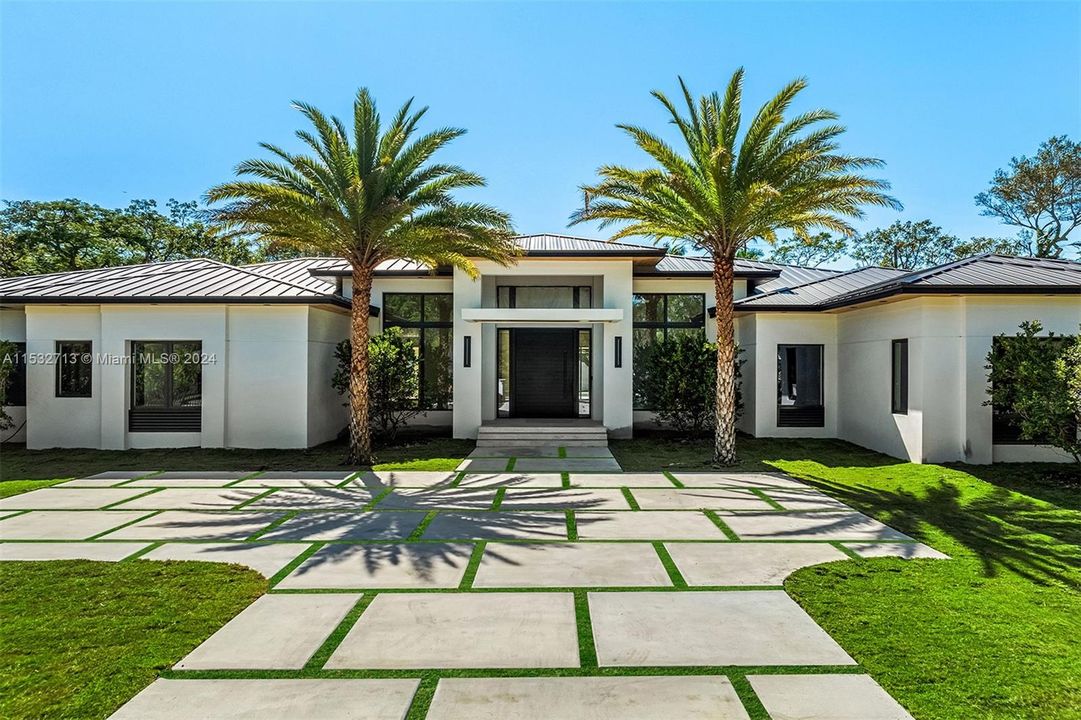 Recently Sold: $9,500,000 (7 beds, 7 baths, 6601 Square Feet)