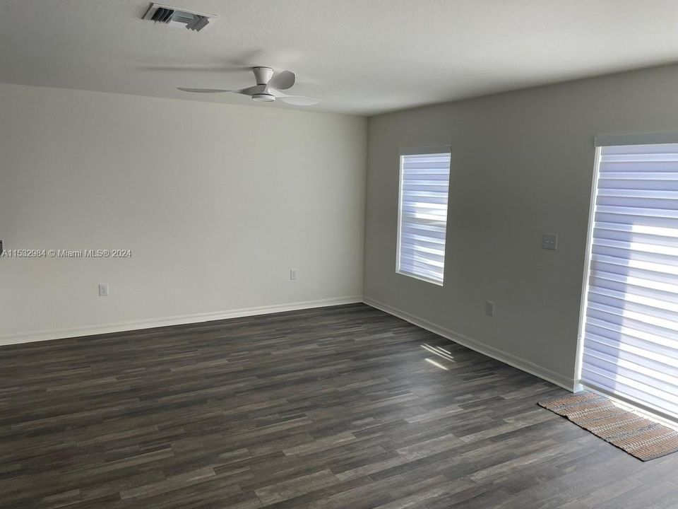 For Rent: $2,450 (4 beds, 2 baths, 0 Square Feet)