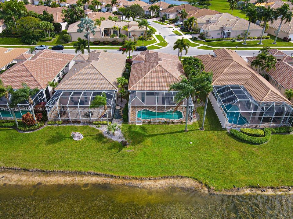 Recently Sold: $479,000 (2 beds, 3 baths, 2278 Square Feet)