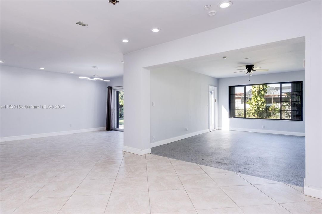 Recently Sold: $1,099,770 (5 beds, 2 baths, 2295 Square Feet)