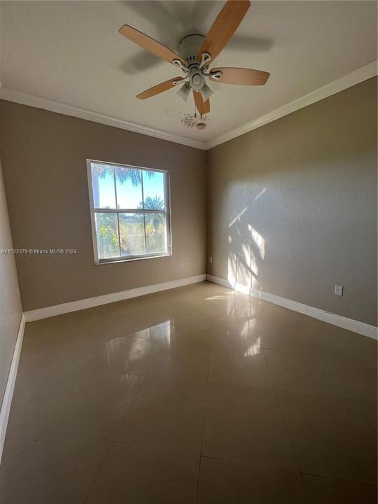 Recently Rented: $3,900 (4 beds, 2 baths, 1779 Square Feet)