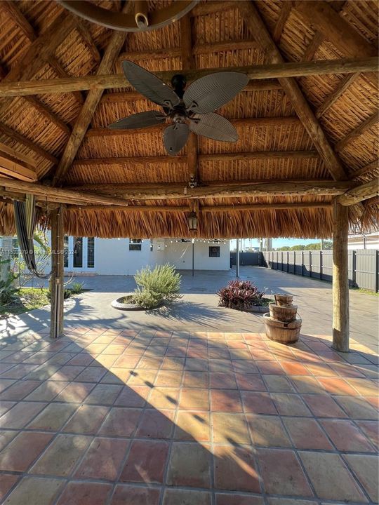 Recently Rented: $3,900 (4 beds, 2 baths, 1779 Square Feet)