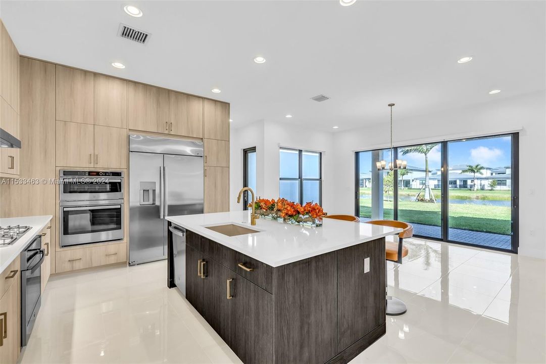 Recently Sold: $1,780,000 (5 beds, 4 baths, 3307 Square Feet)