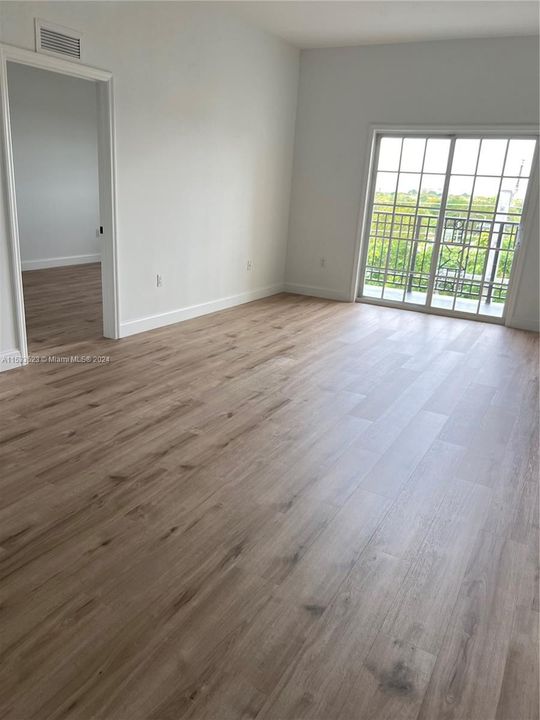 Recientemente alquilado: $2,500 (2 camas, 2 baños, 1027 Pies cuadrados)