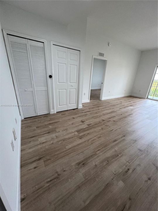 Recientemente alquilado: $2,500 (2 camas, 2 baños, 1027 Pies cuadrados)