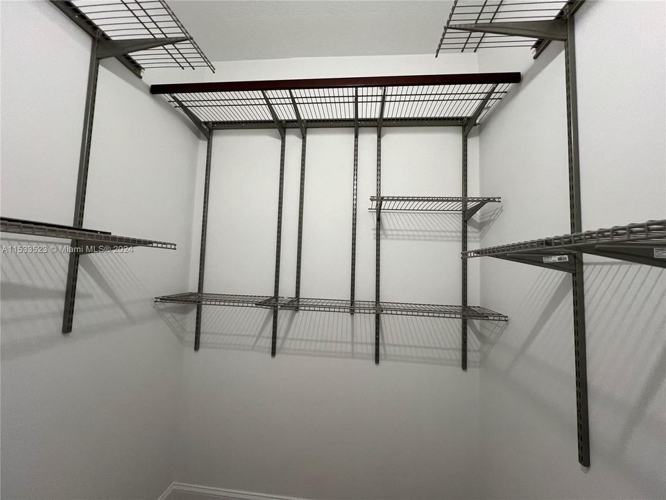 Recientemente alquilado: $2,500 (2 camas, 2 baños, 1027 Pies cuadrados)