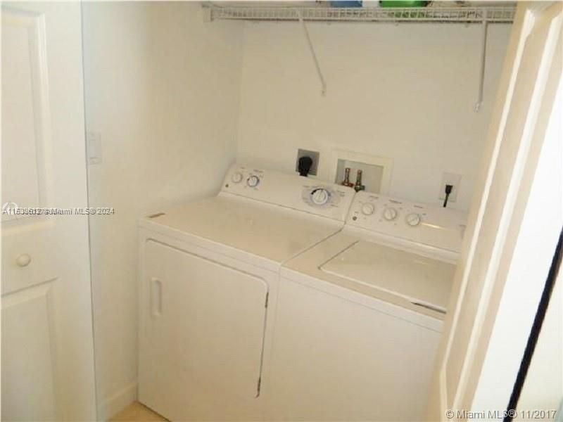 Recently Rented: $3,100 (4 beds, 2 baths, 1720 Square Feet)