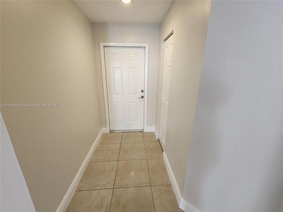 Recently Rented: $2,900 (3 beds, 2 baths, 1134 Square Feet)