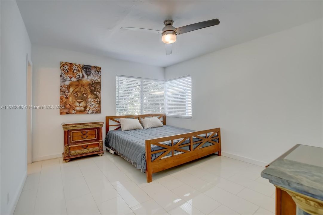 Active With Contract: $11,000 (3 beds, 3 baths, 1504 Square Feet)