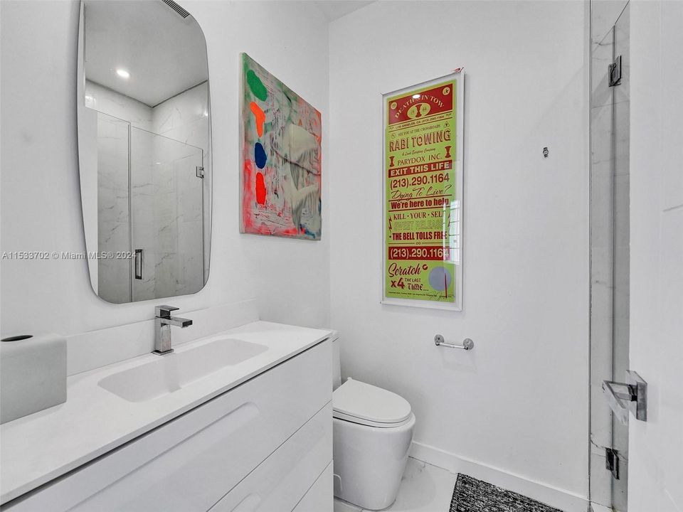 待售: $360,000 (1 贝兹, 1 浴室, 528 平方英尺)