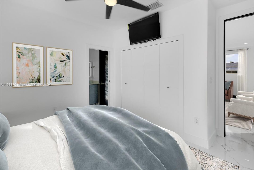 1st Floor guest bedroom en-suite - virtually staged