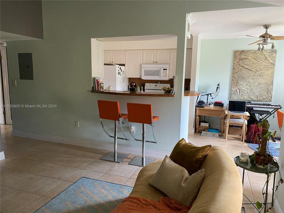 Недавно арендовано: $1,700 (1 спален, 1 ванн, 834 Квадратных фут)