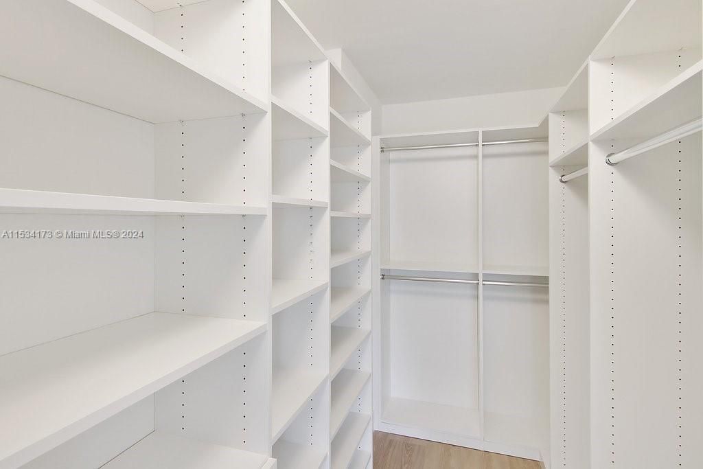 Recently Rented: $2,926 (1 beds, 1 baths, 797 Square Feet)