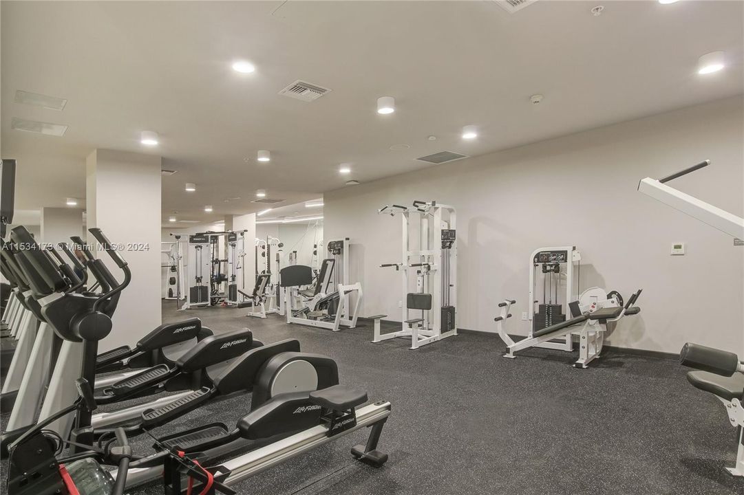 Recently Rented: $2,926 (1 beds, 1 baths, 797 Square Feet)