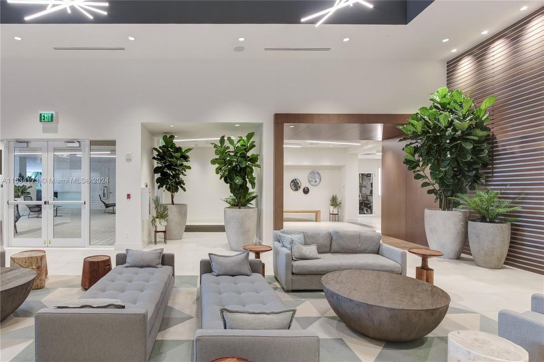 Recently Rented: $2,926 (1 beds, 1 baths, 797 Square Feet)