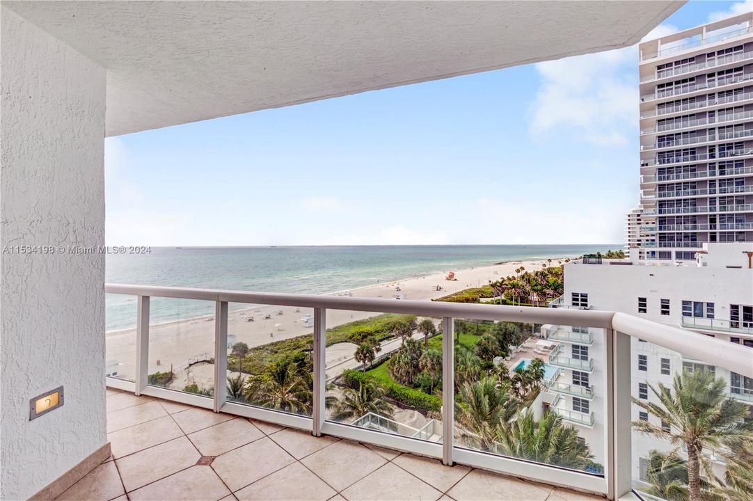 Active With Contract: $2,095,000 (3 beds, 3 baths, 1525 Square Feet)