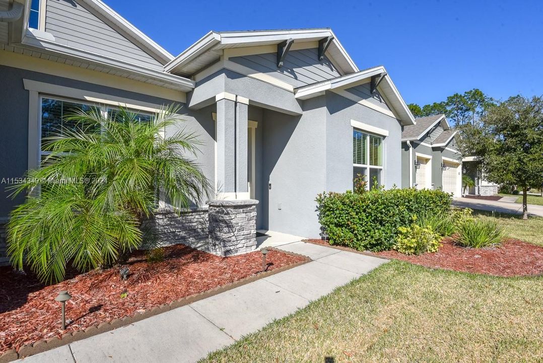 Recently Sold: $605,000 (5 beds, 4 baths, 3209 Square Feet)