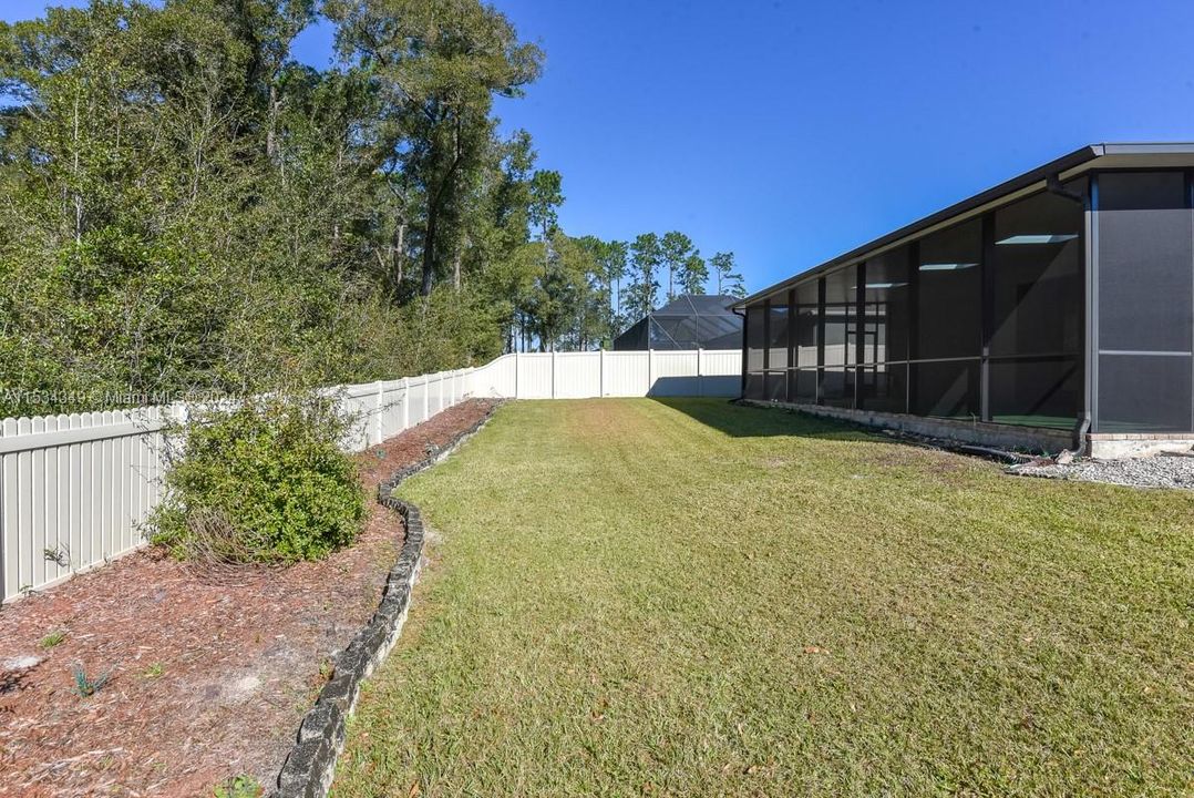 Recently Sold: $605,000 (5 beds, 4 baths, 3209 Square Feet)