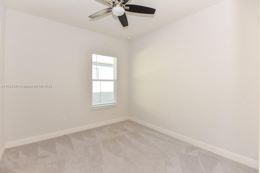 Recently Sold: $605,000 (5 beds, 4 baths, 3209 Square Feet)