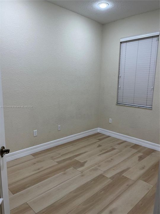 Recently Rented: $4,200 (4 beds, 3 baths, 1972 Square Feet)