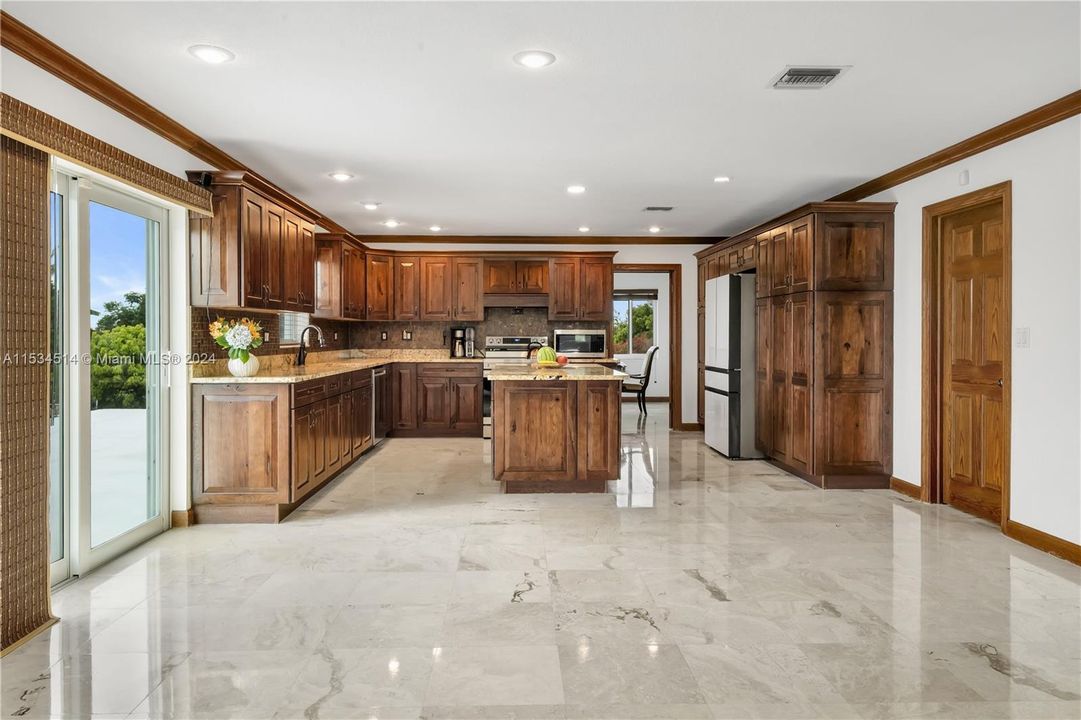 Huge kitchen