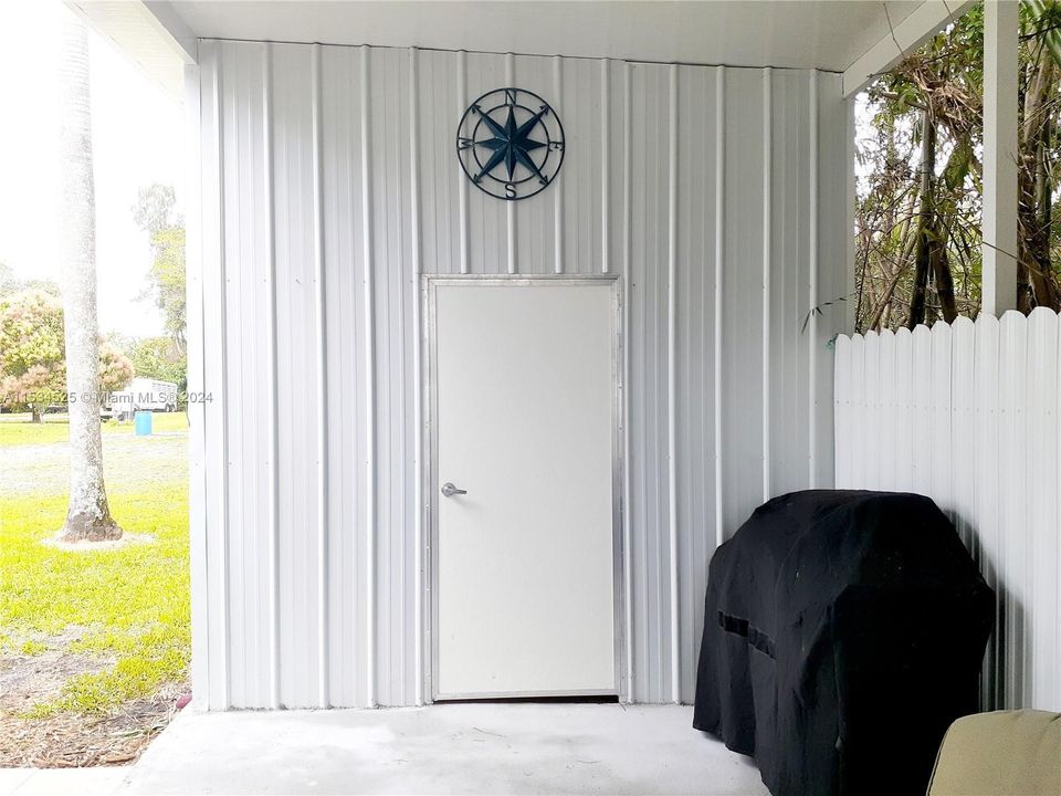 最近售出: $849,000 (4 贝兹, 3 浴室, 4766 平方英尺)