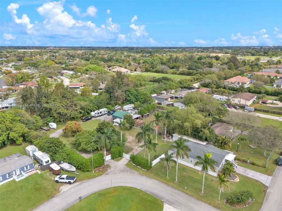 最近售出: $849,000 (4 贝兹, 3 浴室, 4766 平方英尺)