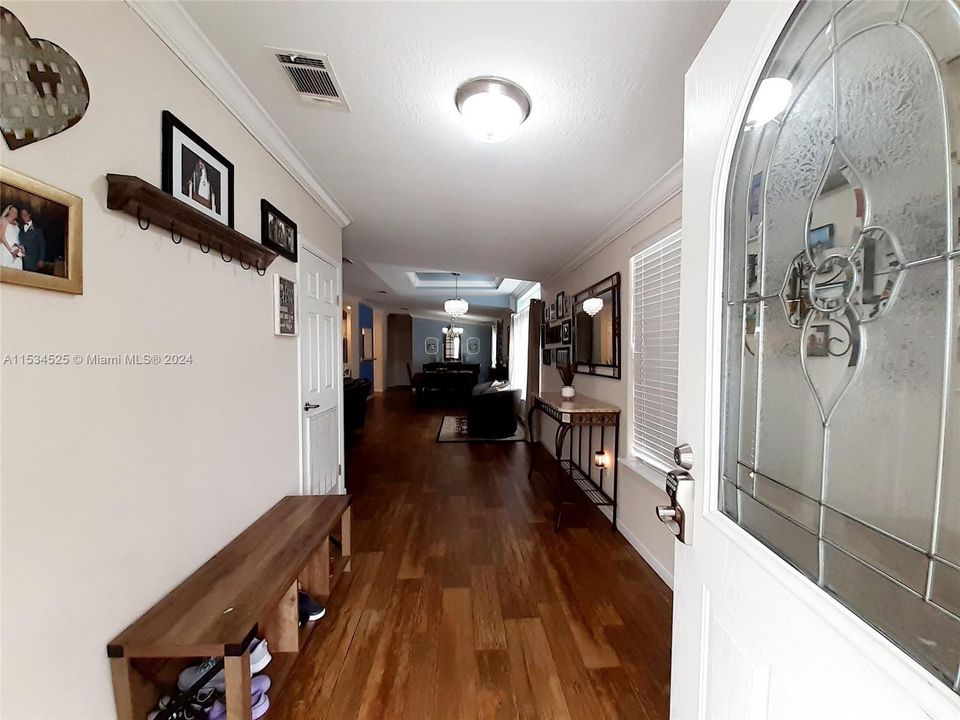 最近售出: $849,000 (4 贝兹, 3 浴室, 4766 平方英尺)