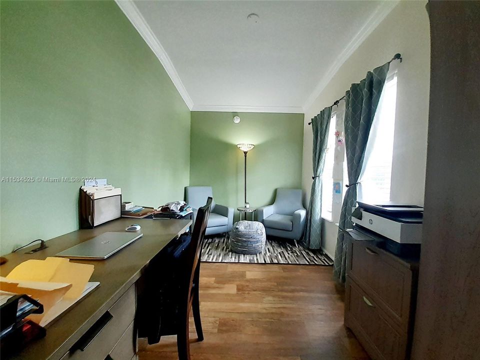 extra room in Primary bedroom (used as an office)