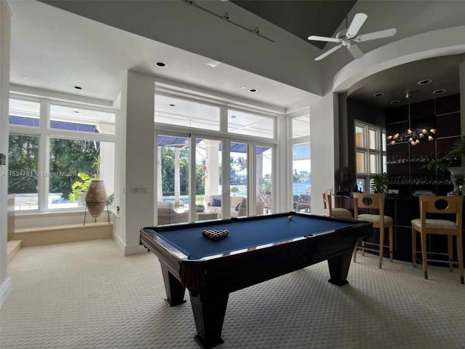 For Sale: $14,900,000 (5 beds, 5 baths, 6587 Square Feet)