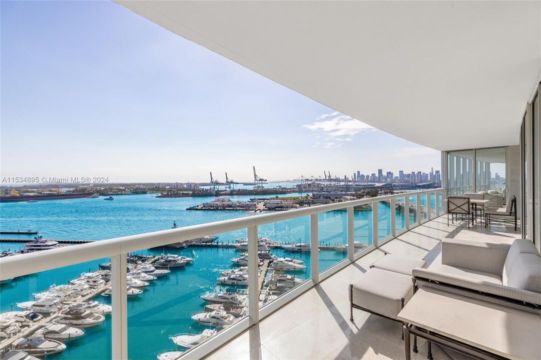 For Sale: $7,999,000 (5 beds, 4 baths, 4303 Square Feet)