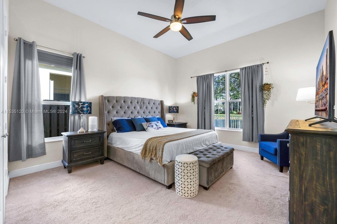 Recently Sold: $578,999 (4 beds, 3 baths, 2065 Square Feet)